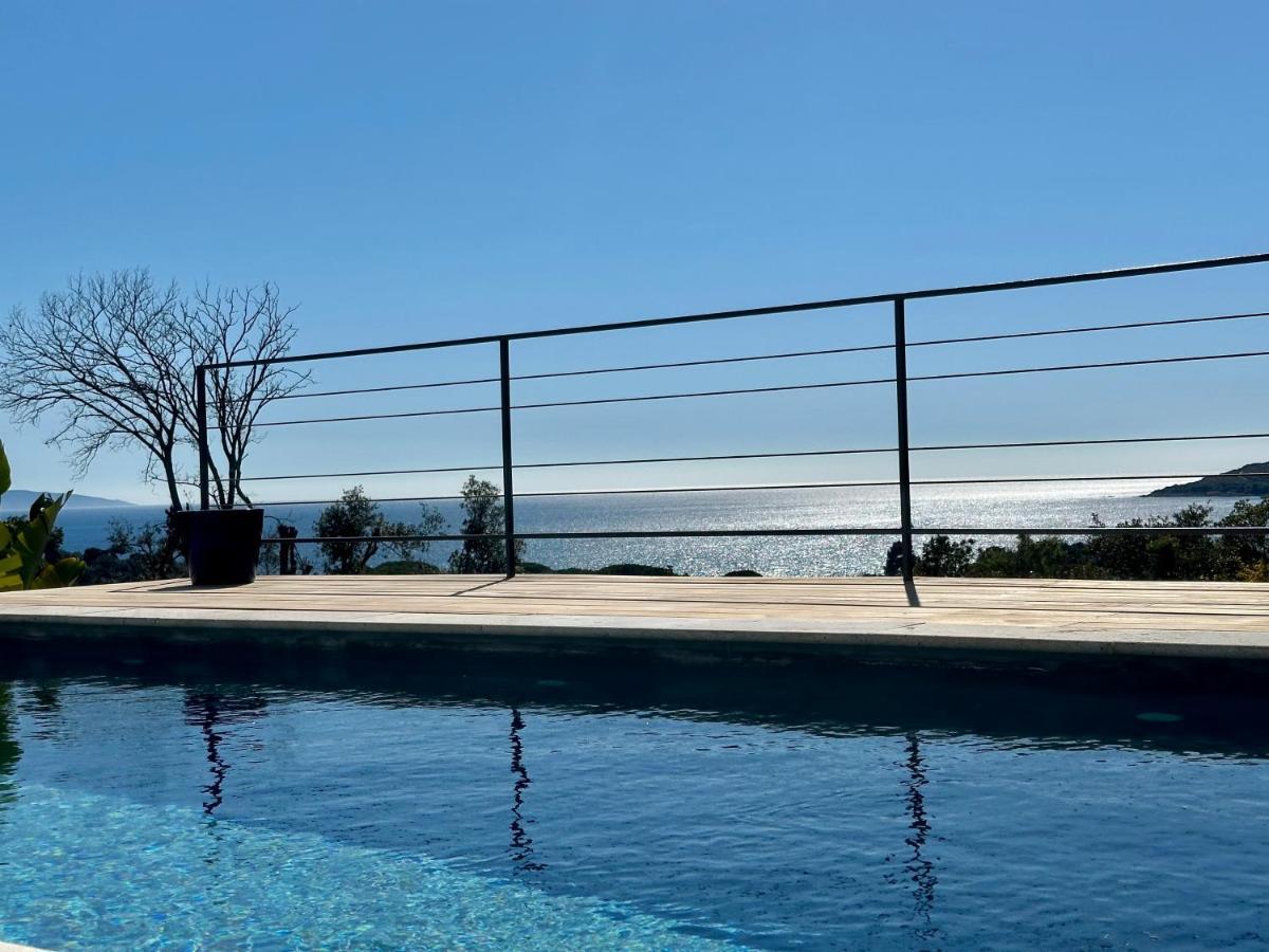 Villas De Standing Avec Magnifique Vue Mer Et Piscines Privees, Sagone Sagone  Exteriér fotografie