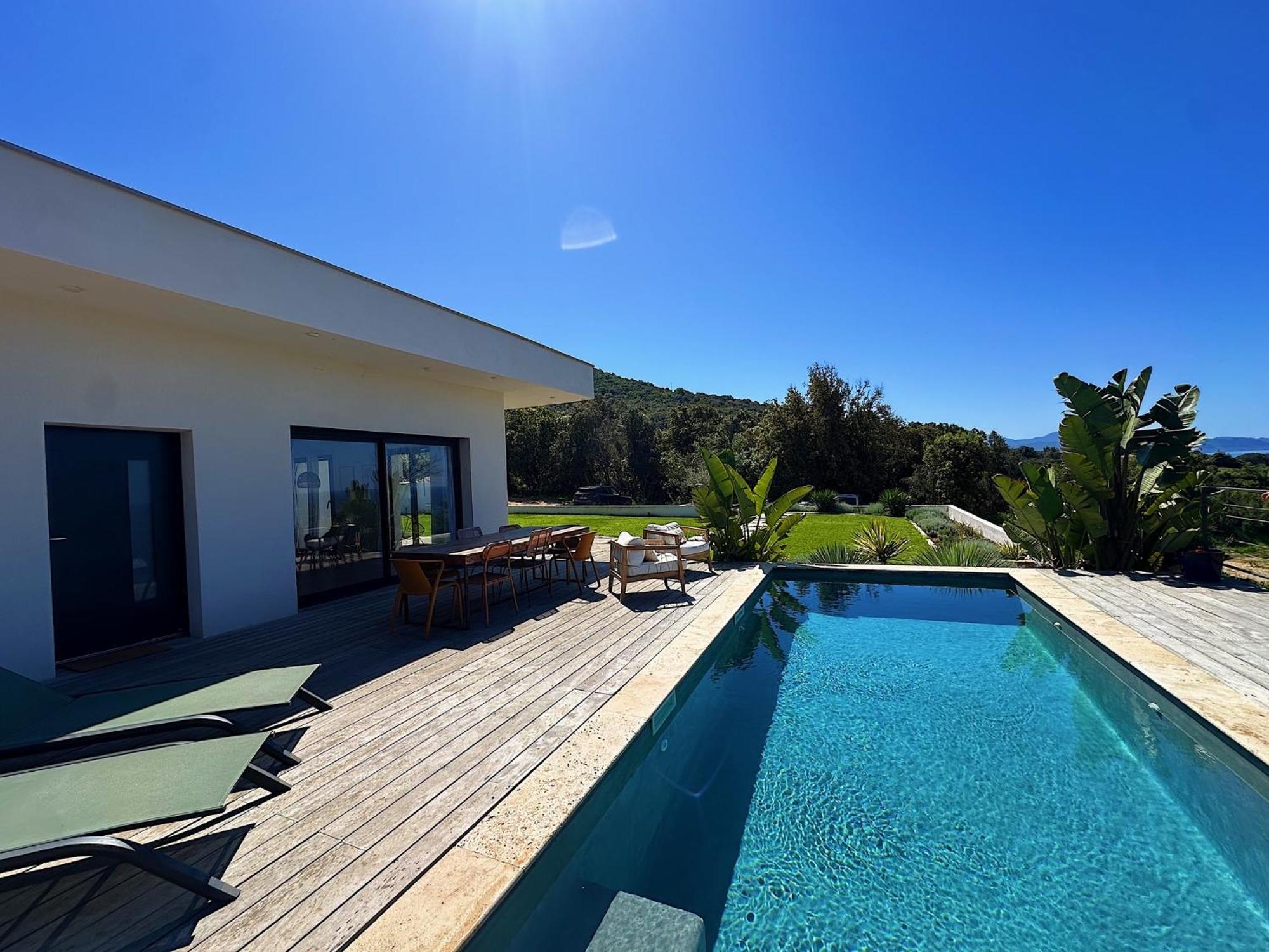 Villas De Standing Avec Magnifique Vue Mer Et Piscines Privees, Sagone Sagone  Exteriér fotografie